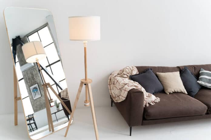 Lampadaire design : tendances 2024 pour une déco moderne